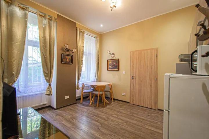 Cozy Homestay At Prague Main Station 外观 照片
