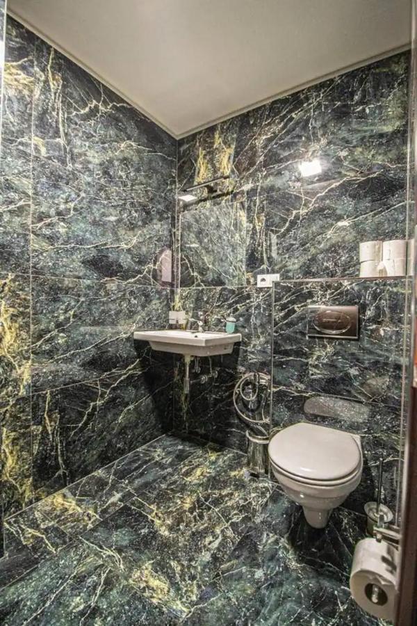 Cozy Homestay At Prague Main Station 外观 照片
