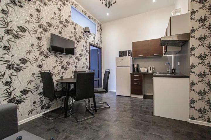 Cozy Homestay At Prague Main Station 外观 照片