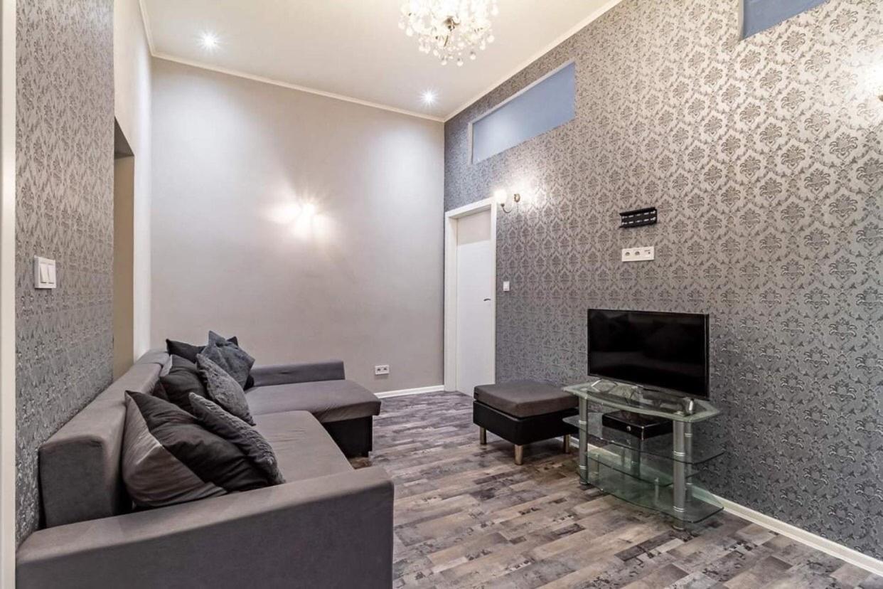 Cozy Homestay At Prague Main Station 外观 照片