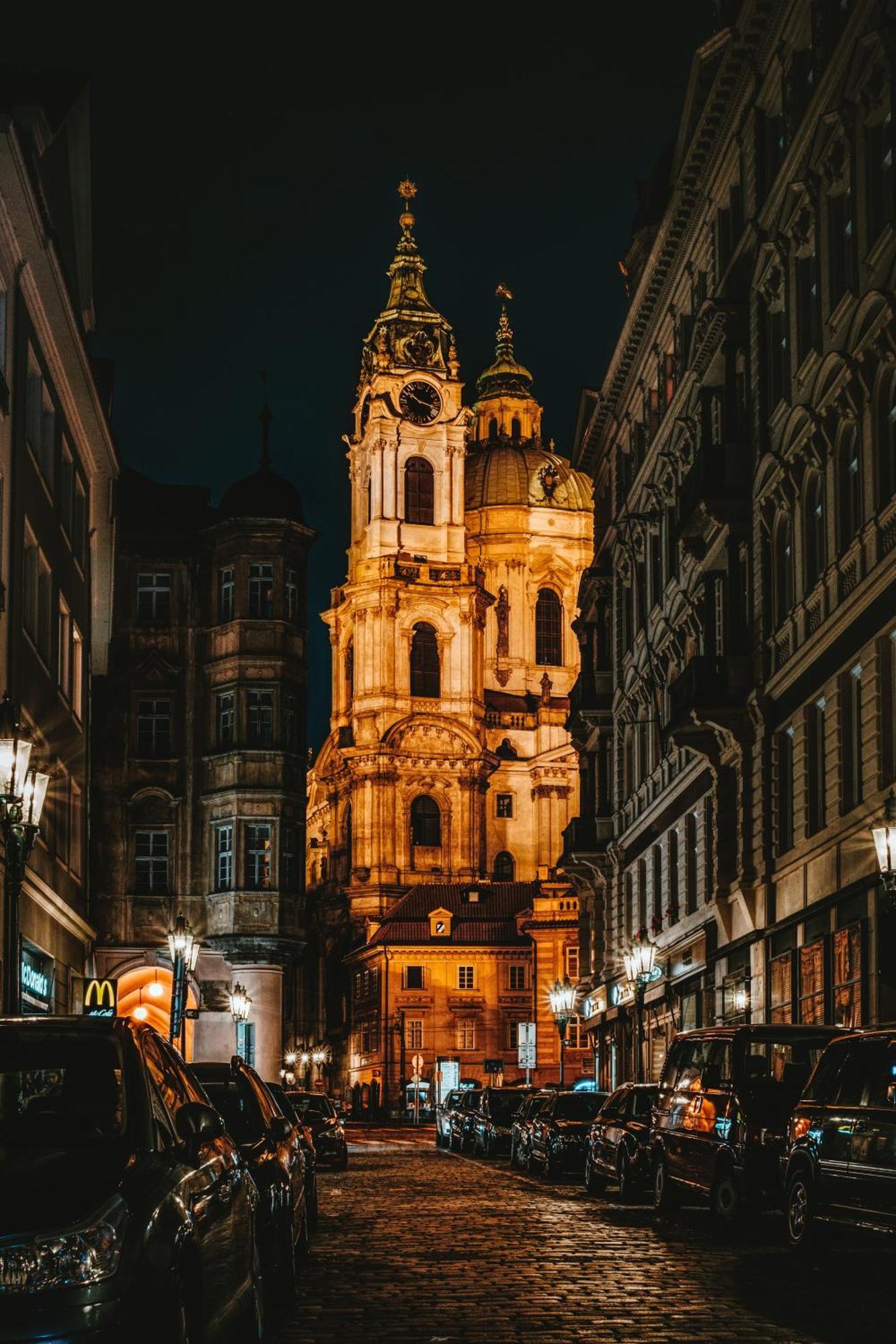 Cozy Homestay At Prague Main Station 外观 照片