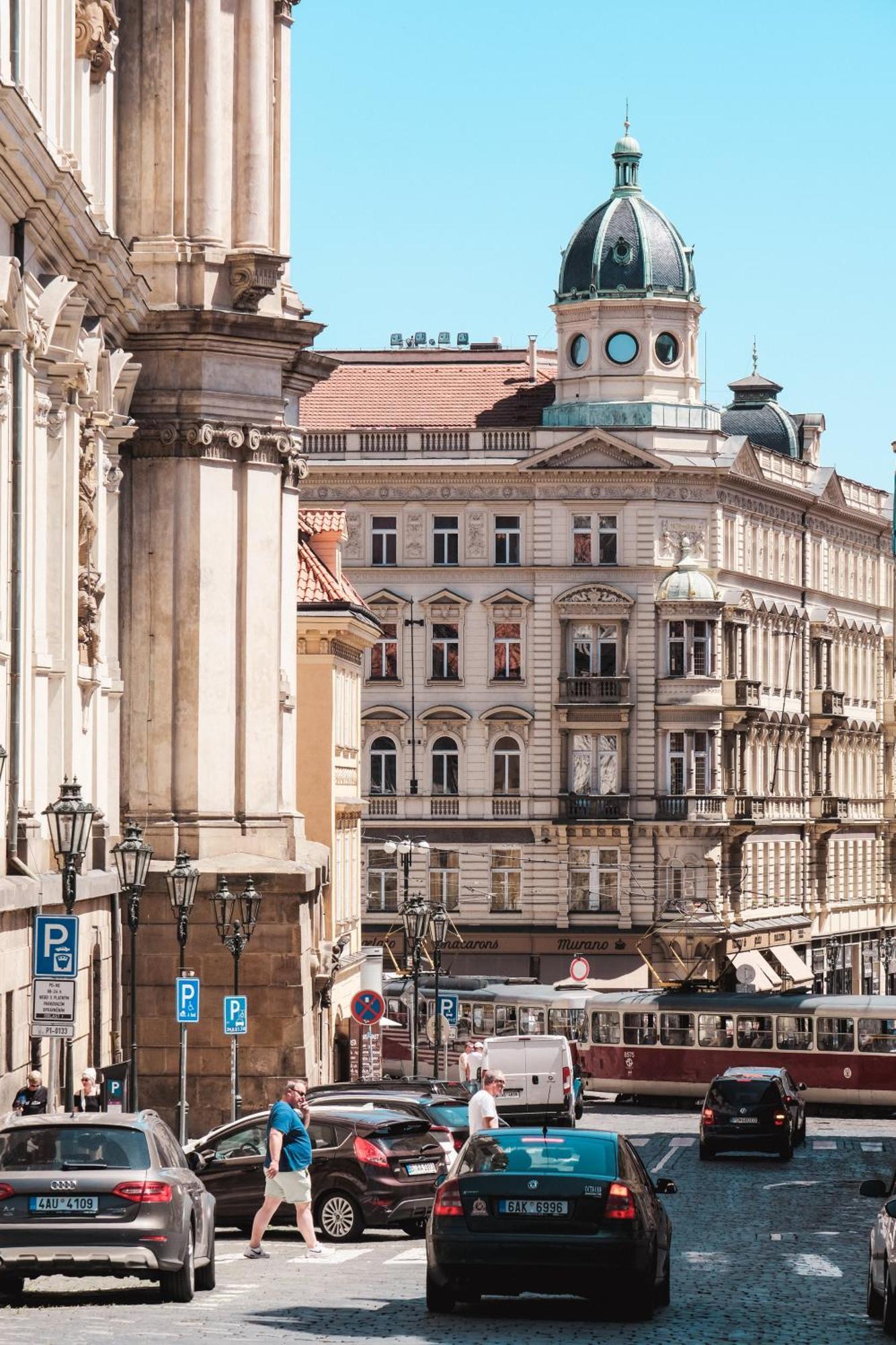 Cozy Homestay At Prague Main Station 外观 照片